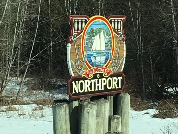 Fun shops and restaurants, beautiful beaches, awesome marina; so much to love about Northport