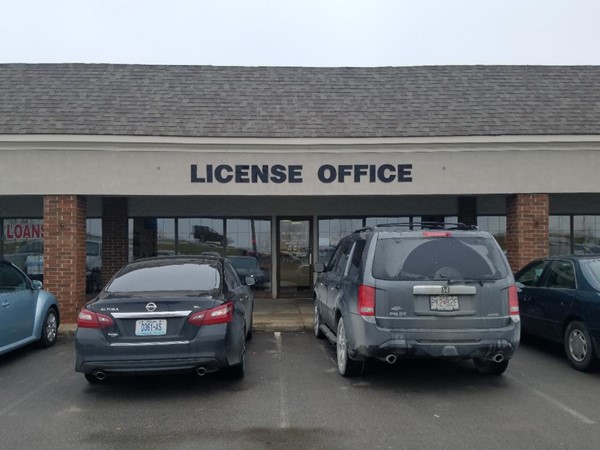 One of the fastest license offices around. They get you in and out