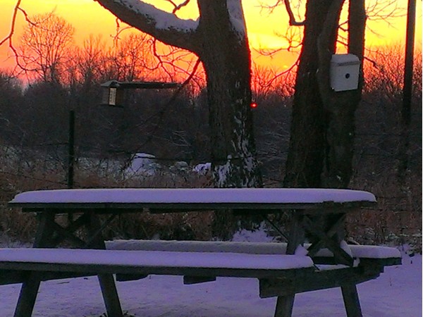 Snowfall at sunset in Liberty