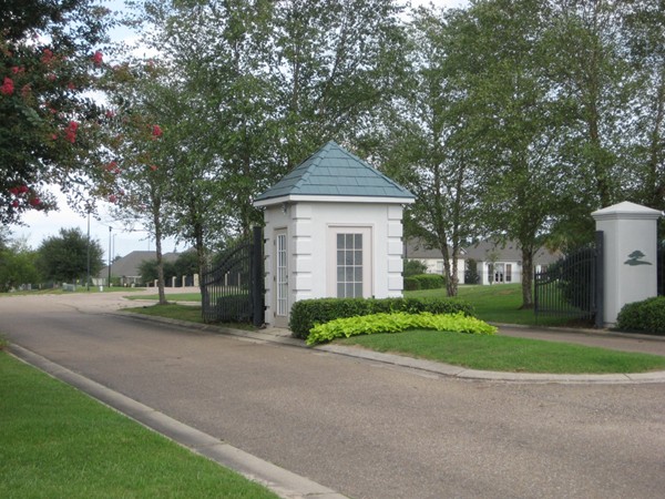 Beautiful gated entrance to Shadow Ridge Subidivision, a very nice golf community in Hattiesburg