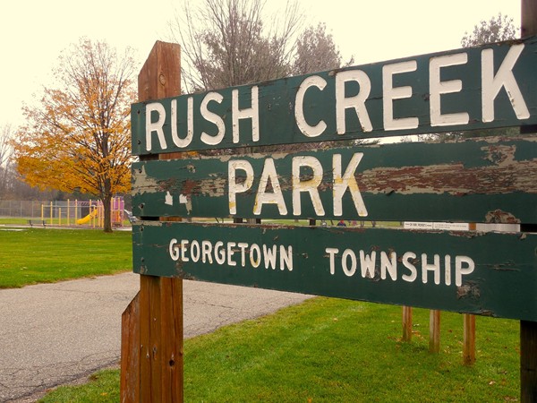 The best feature of this neighborhood is the popular Rush Creek Park within walking distance