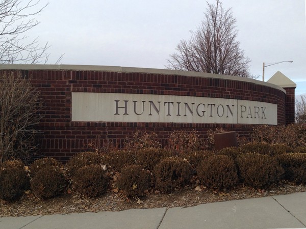 Entrance to Huntington Park