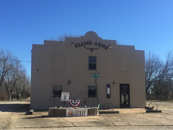 Alamo Arms is a family owned business that sells ammo, guns, knives and accessories 