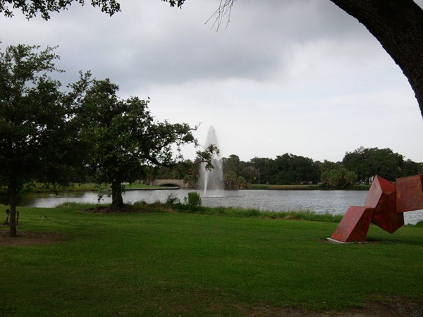 City Park has many lagoons for boating and fishing