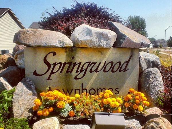 This great Springwood townhome community is in such a convenient location, close to everything!