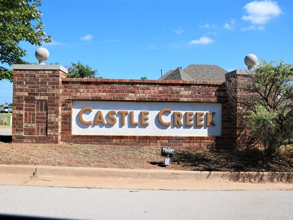 Castle Creek is a well established neighborhood located off Council in Newcastle