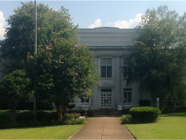 Pike County Courthouse in Magnolia, MS