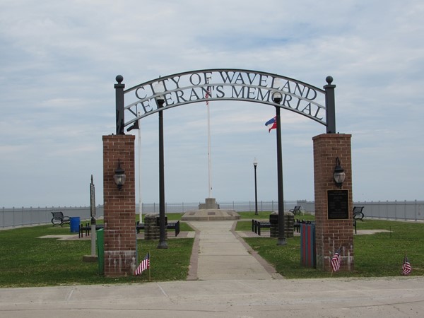 Veterans' Memorial 