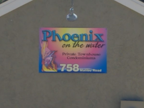 Phoenix on the Water - Private townhomes and condominiums on the 2MM on the Glaize