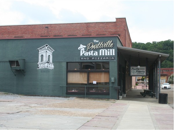 A great restaurant for pizza and pasta in downtown Prattville