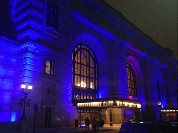 Union Station glows even late at night. My trip was to pick a cousin up at Amtrak