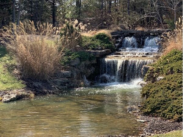 Picture of one of the many beautiful waterfalls in The Villages 