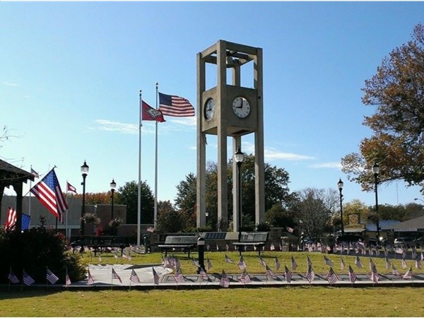 Veterans Memorial on the Town Square 