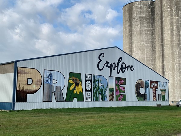 One of two murals making Prairie City’s uptown a place to be! Come explore Prairie City  