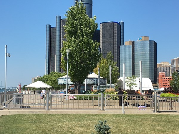 View from Rivertown District toward the Renaissance Center GM Headquarters