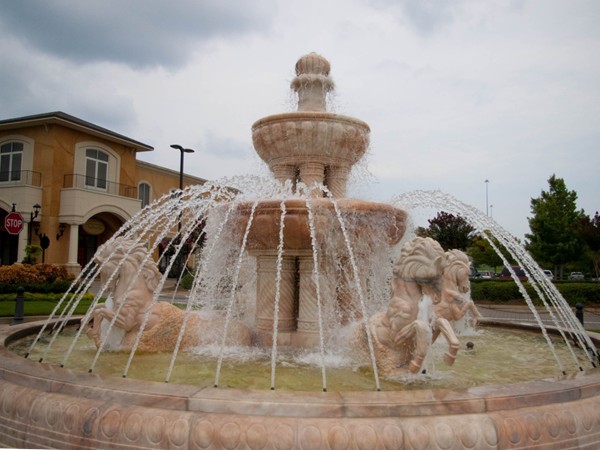 The majestic fountain at Renaissance! 