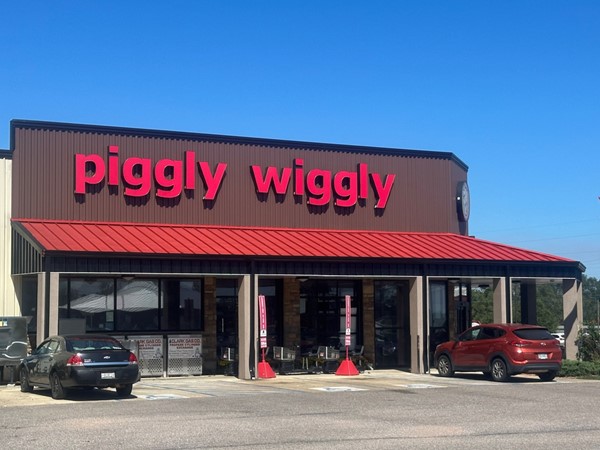 The Pine Level Piggly Wiggly is a locally owned community grocery store