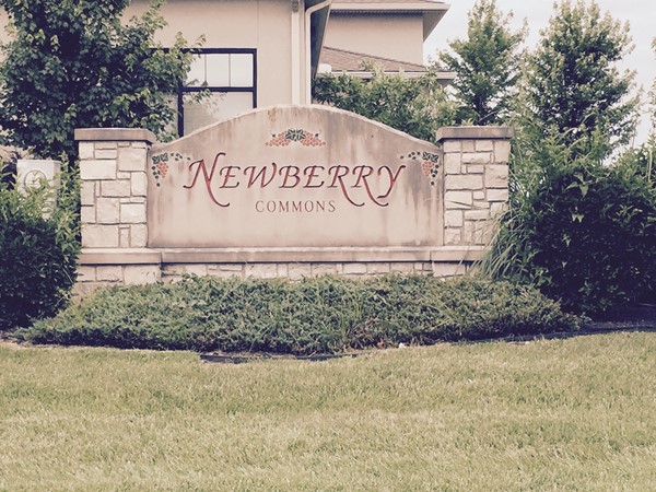 Newberry Commons Condominiums with a great location! Maintenance free