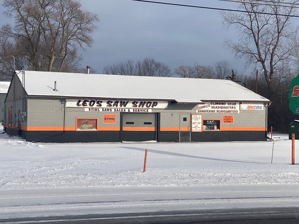 Leo’s Saw Shop services quality chainsaws and sharpens chains