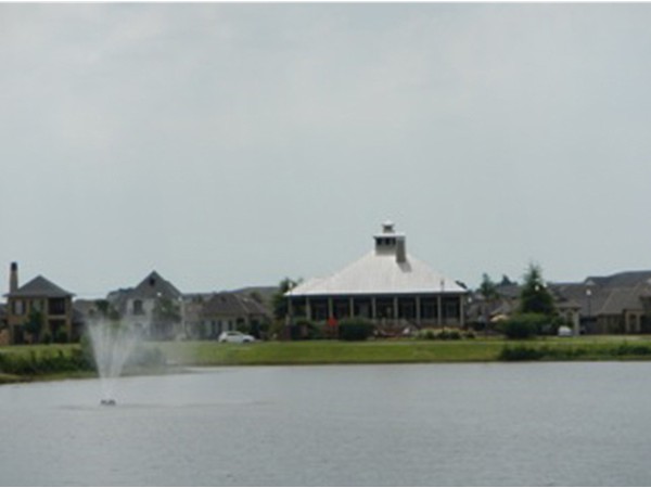 Lake and Club house of Grand Pointe