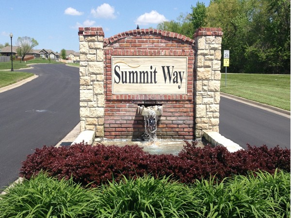 Inviting entrance at Summit Way