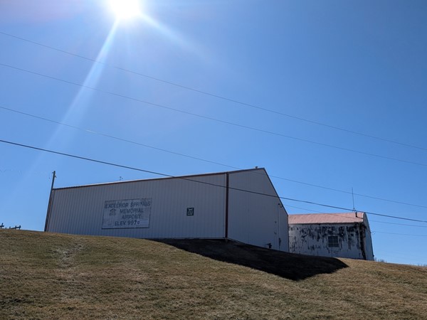 A little old airport (Airport 3EX) sits atop the hill next to the golf course