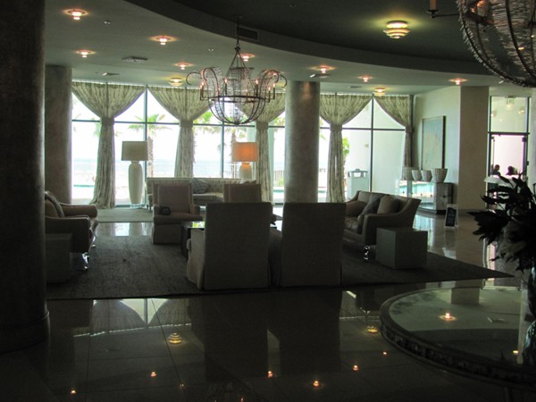 Tuquoise Place lobby