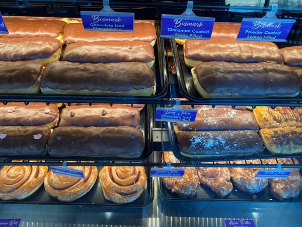 Baxter's Donughts has, hands down, the best doughnuts in Lee's Summit, MO