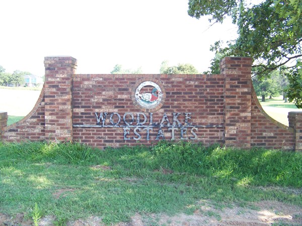 Entrance to Woodlake Estates