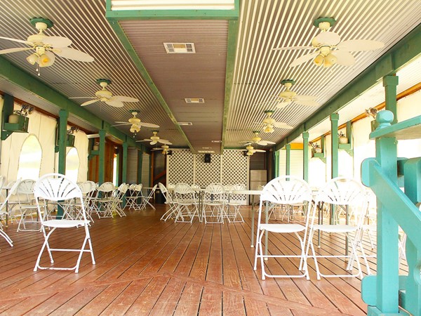 The D'Arbonne Lady K steamboat pavilion at Edgewood Plantation is ideal for events up to 150 people