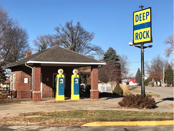 The old Deep Rock service station is a neat reminder of a simpler time
