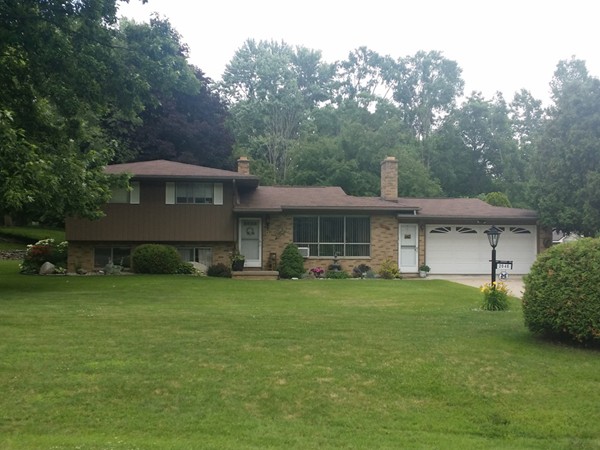 A tri-level home in Beechwood Estates