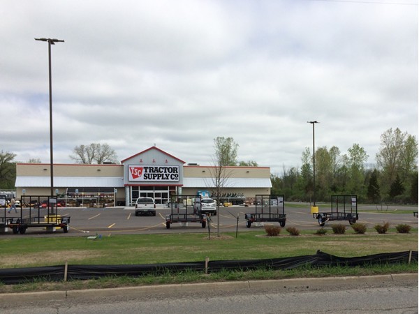 Flushing now has his very own Tractor Supply Company store