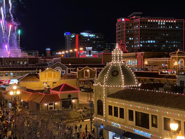 The KC Plaza lighting ceremony is a much anticipated annual event every Thanksgiving night!