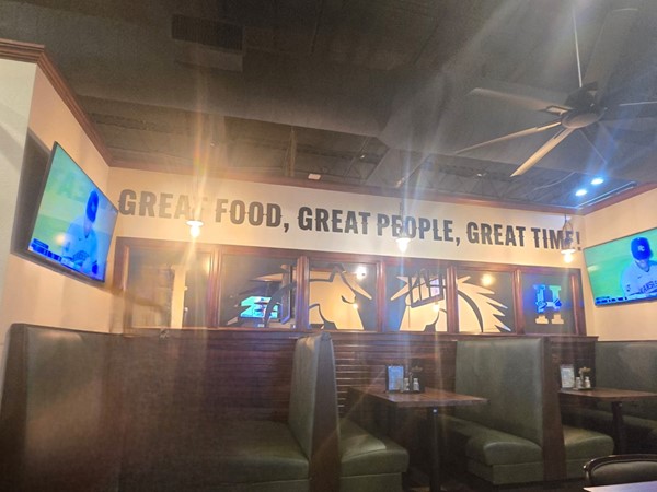 Iron Horse Bar & Grill