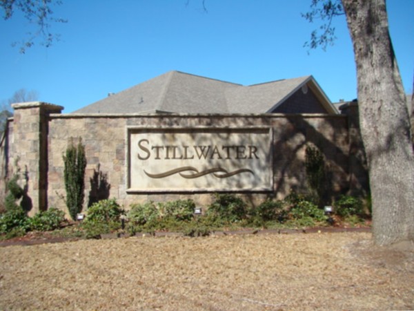 Serene Stillwater features a single entrance.