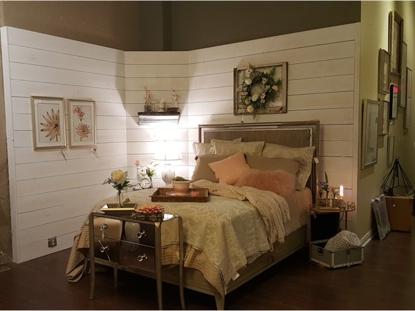 Beautiful bedroom in Basket of Daisies 