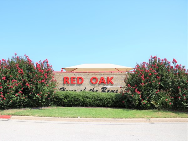 Red Oak Elementary, "Home of the Rams"