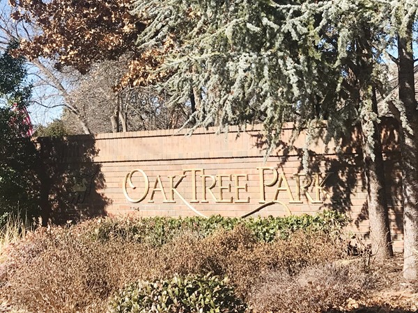 Oaktree Park entrance