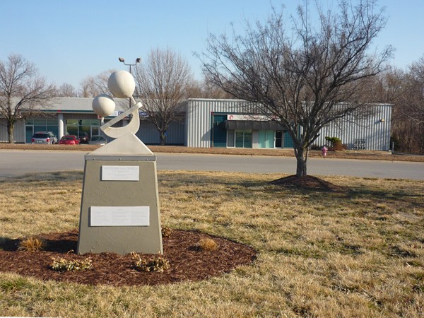 "Mother and Child" by Eluisa Altman in front of the Blue Springs North Mid-Continent Public Library