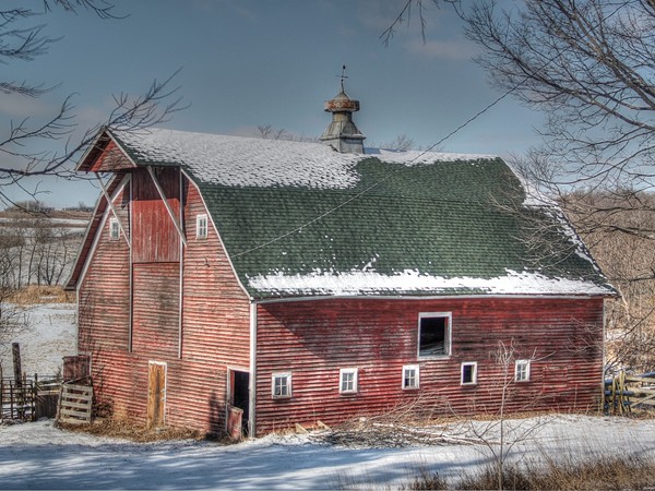 One of my favorites..a gambrel barn in Washington County.