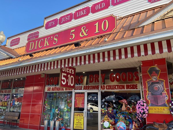 Dick's 5 & 10 in Downtown Branson