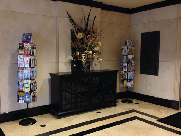 Lobby with brochures of area attractions. 