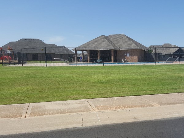 Pool and clubhouse at Highland Village