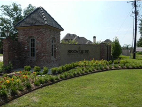 Another view of the entrance to Brookshire Gardens