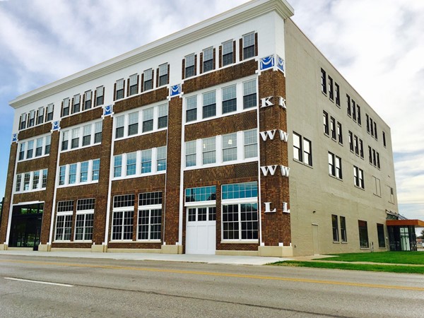 Restoration to iconic KWWL building in Downtown Waterloo was completed in late summer of 2017