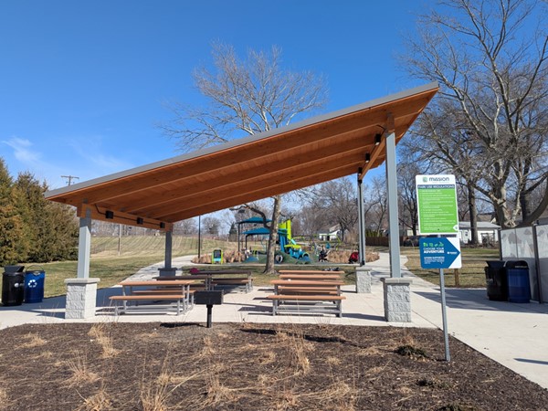 Picnic area with restrooms at Water Works Park