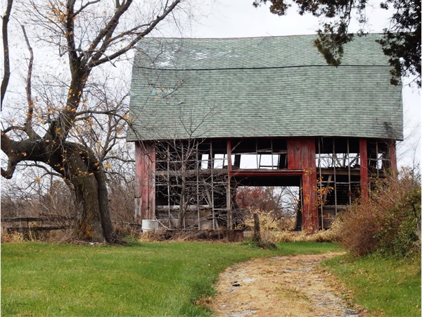 Old barn is part of the History in Livingston County