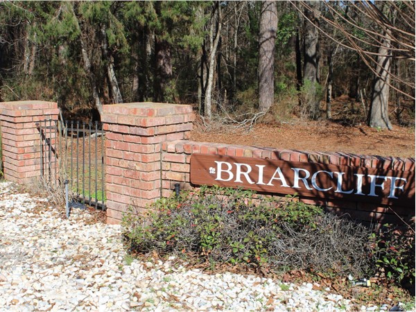 Briarcliff is a highly-desirable neighborhood in West Monroe