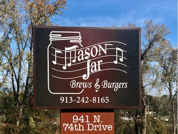 Mason Jar - The best burgers in town